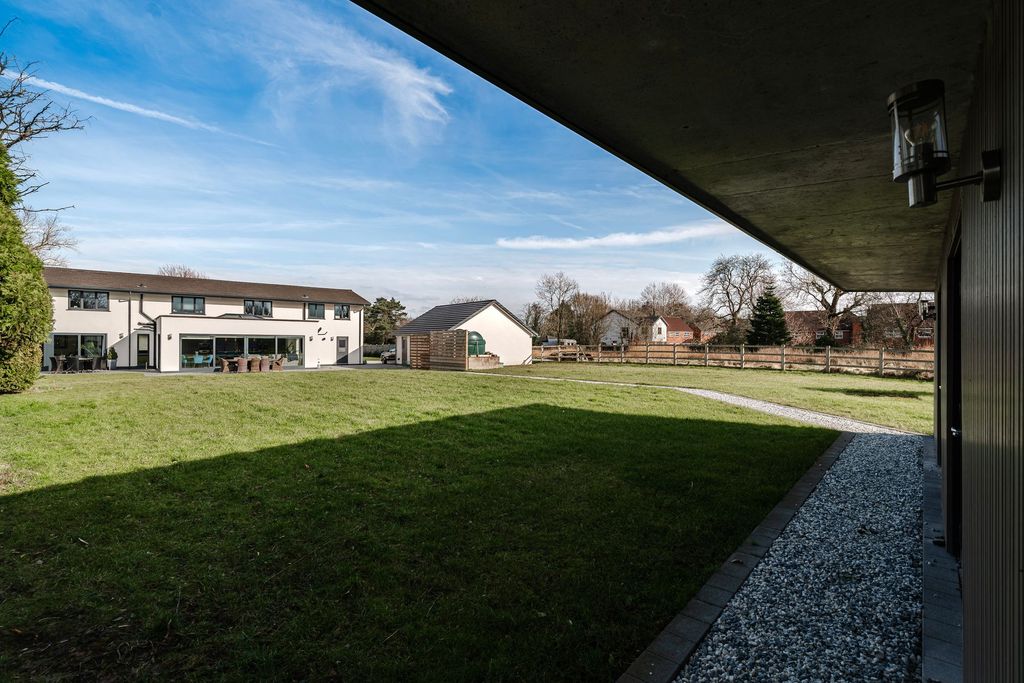 Additional image 57 of 5 bed detached house for saleDunkirk Lane, Leyland PR26