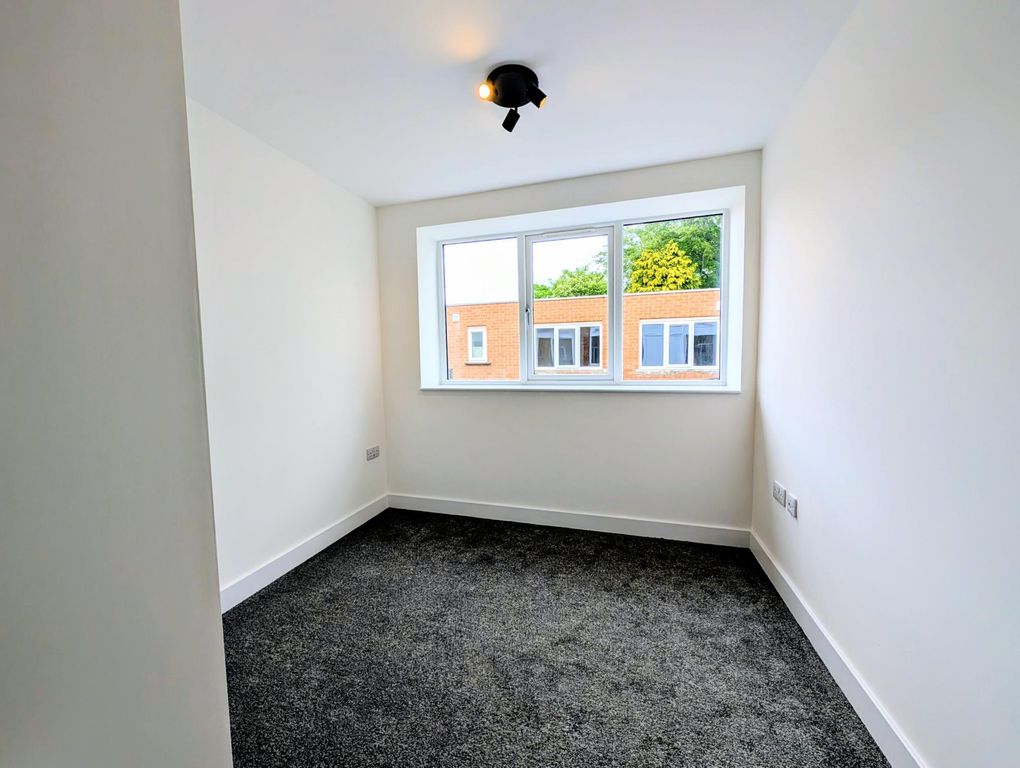 Property photo 2 of 4 Bedroom 1