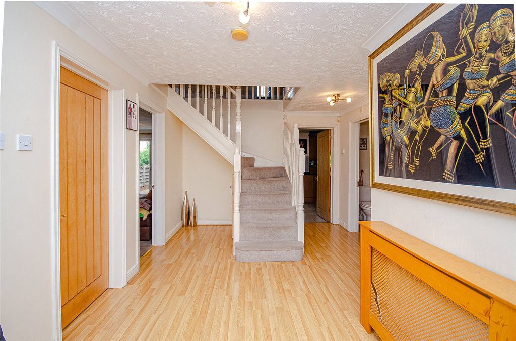Property photo 2 of 14 Picture No. 13