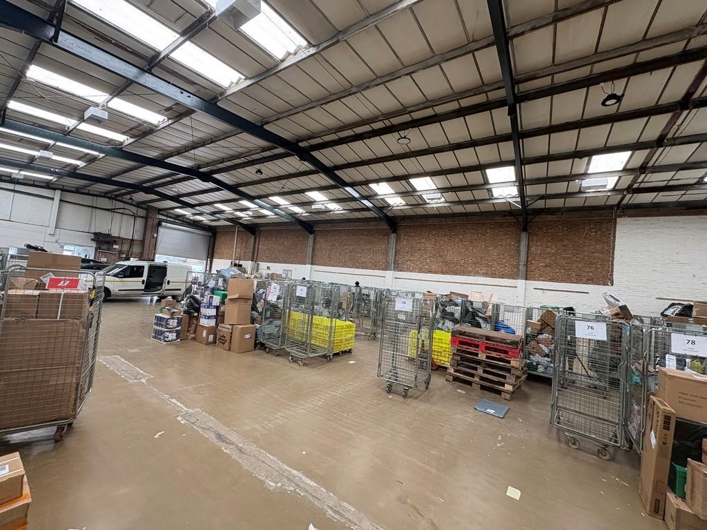 Property photo 2 of 6 Photo 1