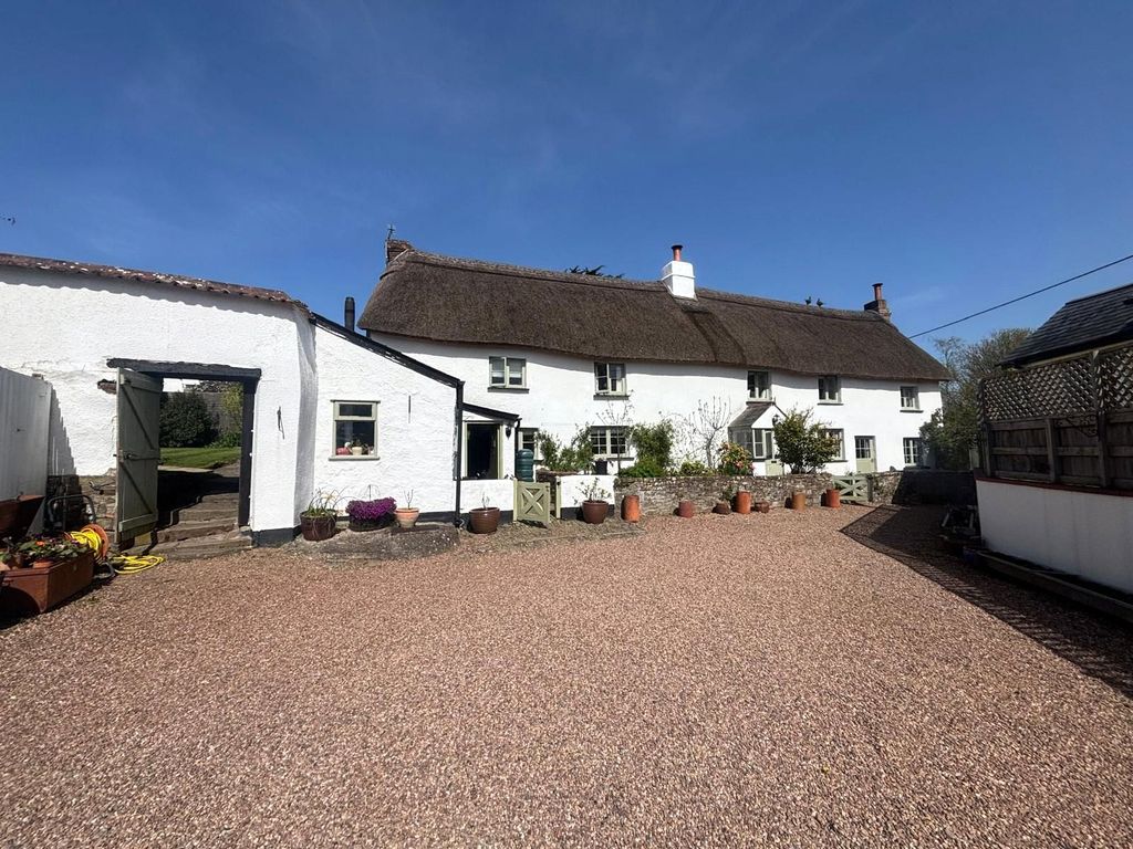 Property photo 1 of 20 Picture No. 13