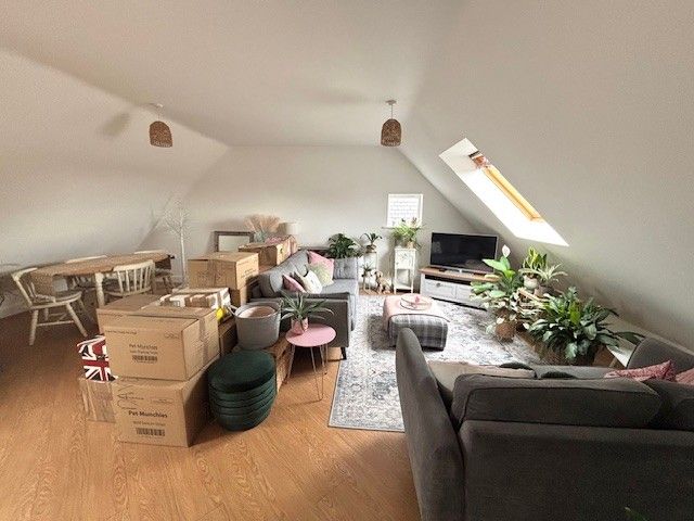 Property photo 2 of 7 Living Room