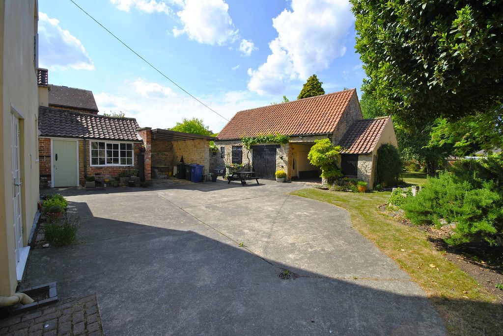 Additional image 43 of 4 bed detached house for saleWestgate, Tickhill, Doncaster DN11