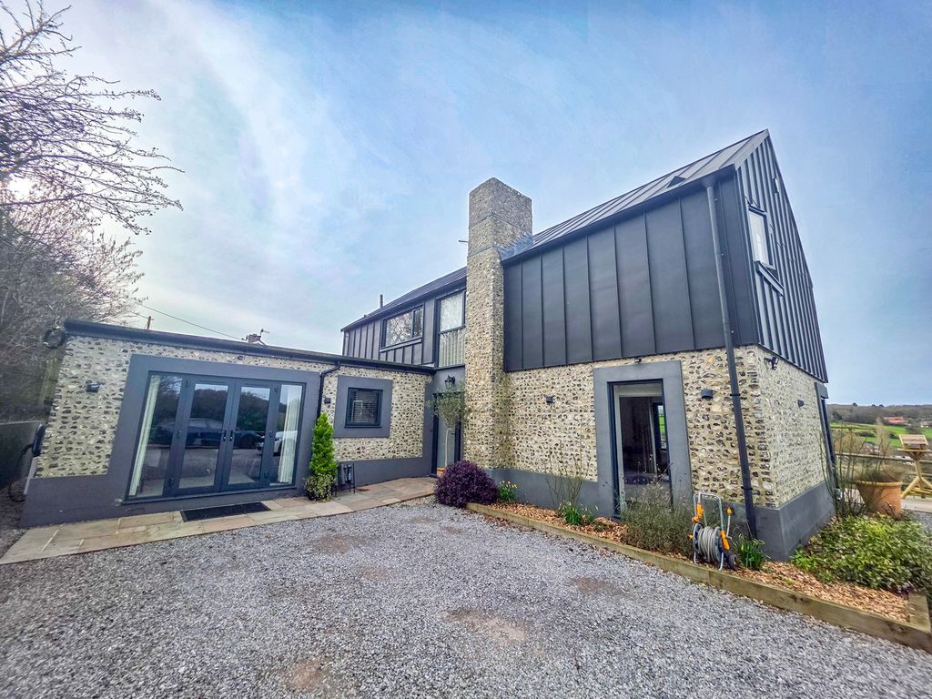 Property photo 1 of 35