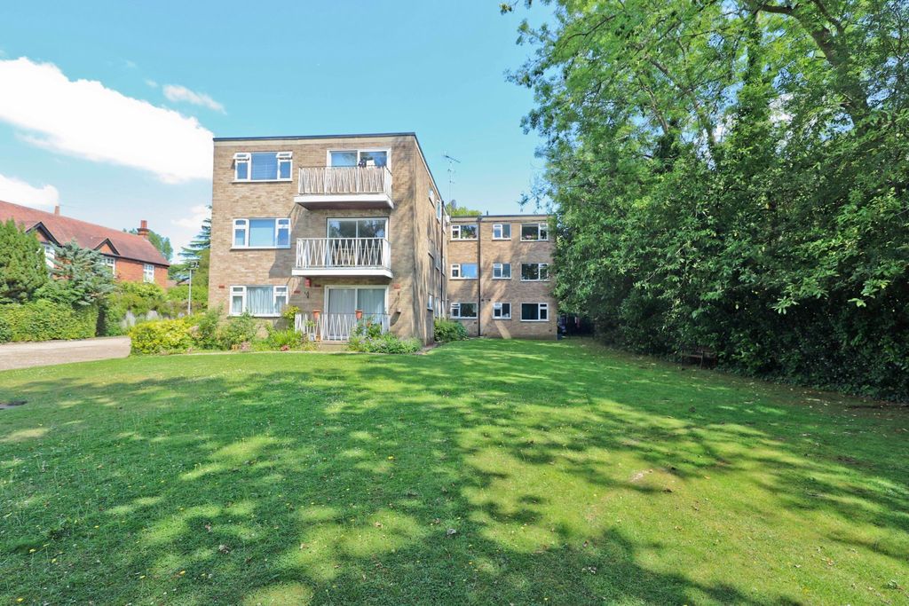 Property photo 2 of 7 4216432