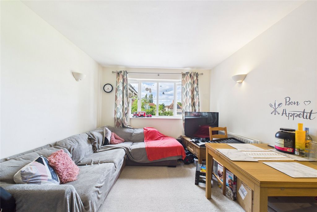 Property photo 3 of 7 Picture No. 17