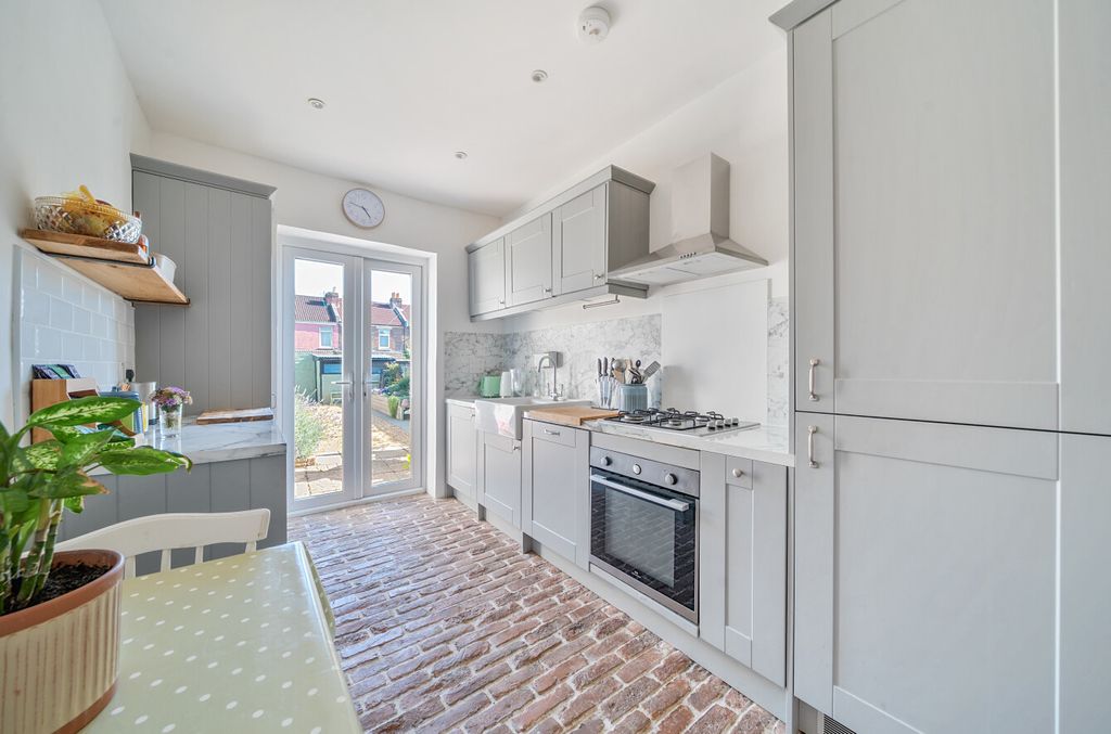 Property photo 2 of 13 1499409-3-6A6A2d8...