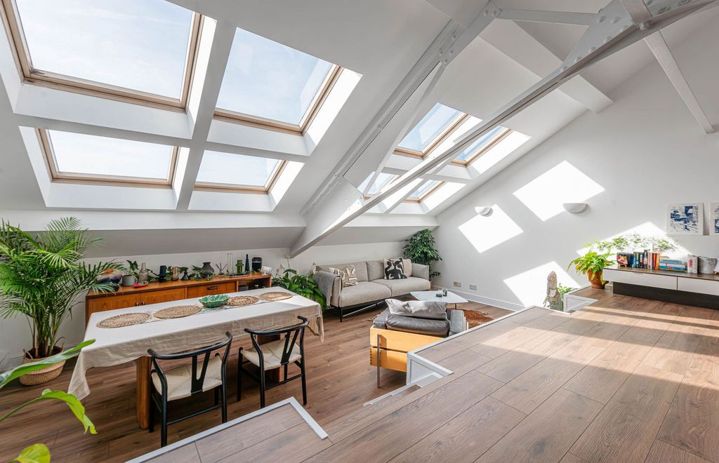 Property photo 1 of 46