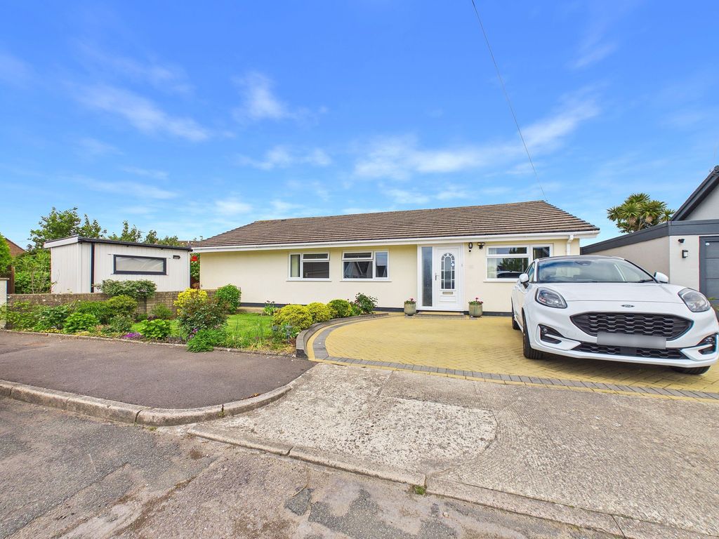 Property photo 1 of 33