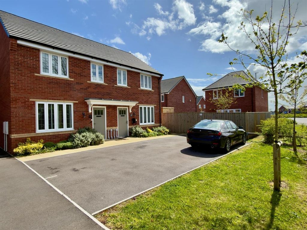 Property photo 1 of 14 Front.Jpg