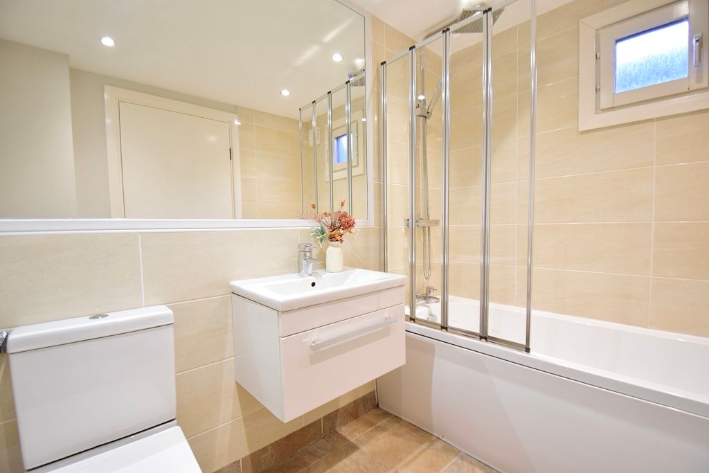 Property photo 2 of 8 Jpg