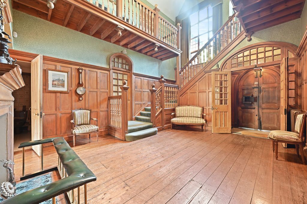 7 bed detached house for saleMount Park Road, Harrow HA1