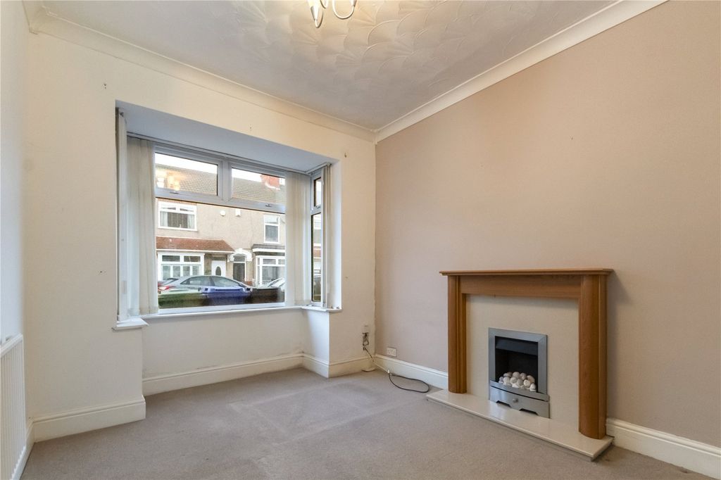 Property photo 2 of 12 Picture No. 05