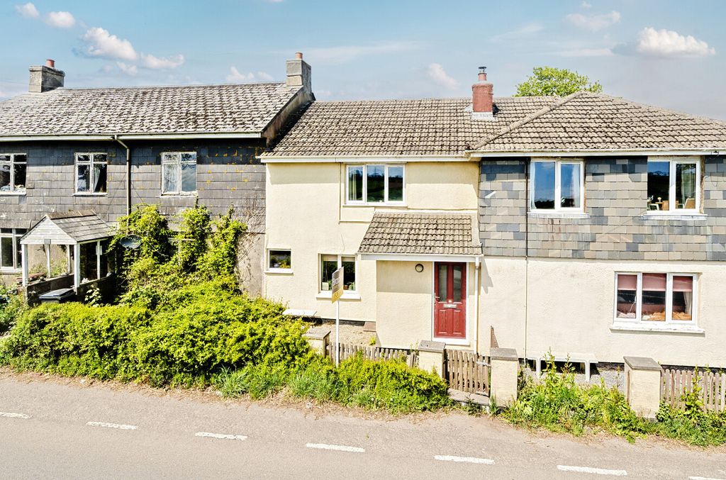 Property photo 1 of 18 1-681A155d0618E-1...