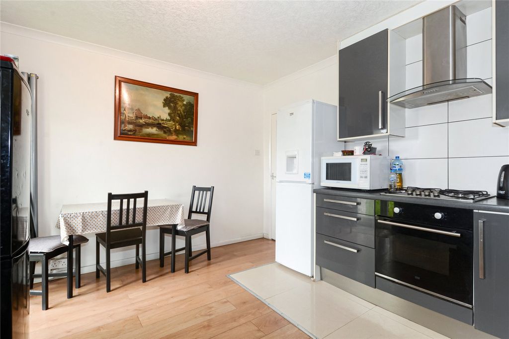 Property photo 1 of 14 Picture No. 21