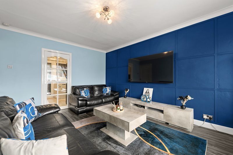 Property photo 3 of 26 5550276