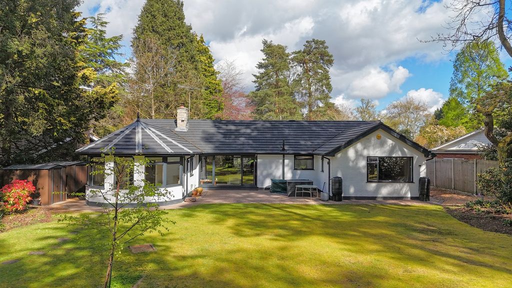 Property photo 3 of 18