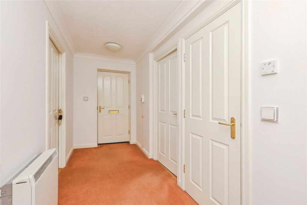 Property photo 3 of 23 Picture No. 52