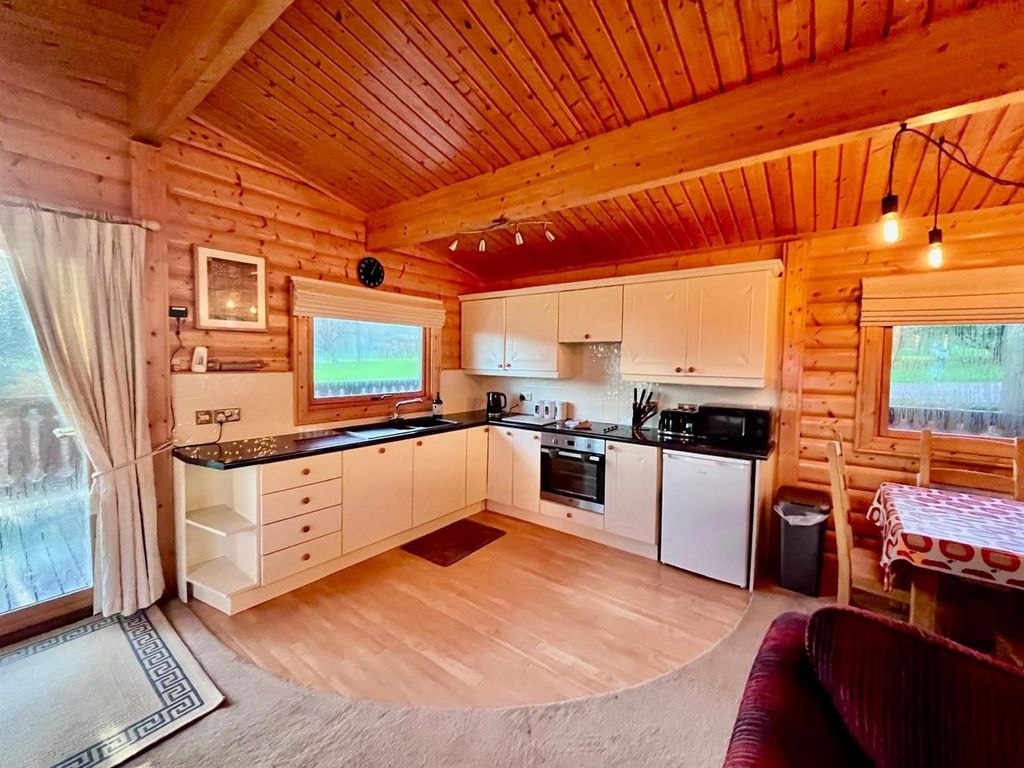 Property photo 2 of 12 Kitchen.Jpeg