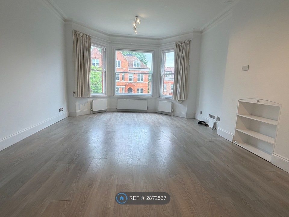 Property photo 2 of 28 Living Room Unfurnished