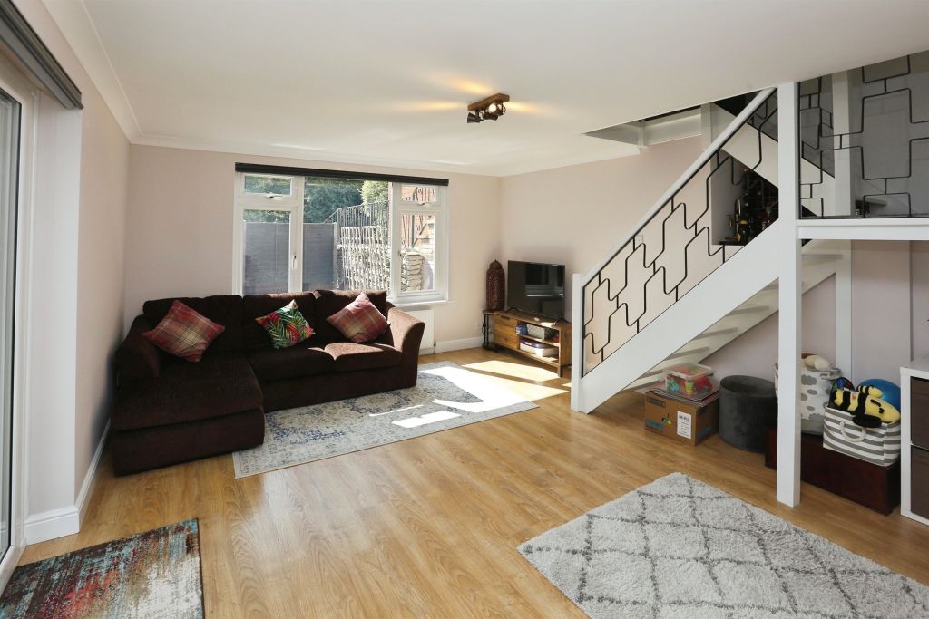 Property photo 2 of 22