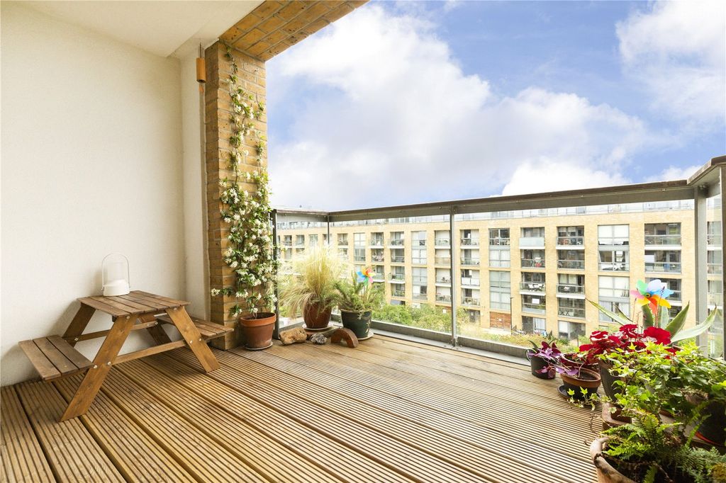 Property photo 2 of 23 Picture No. 05