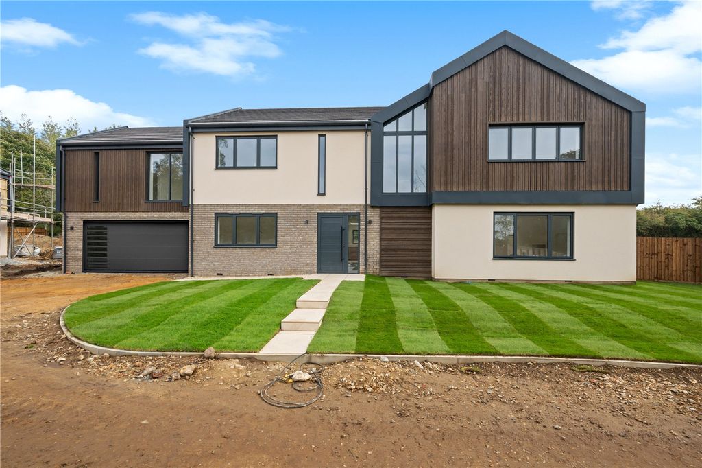 Property photo 1 of 16 Picture No. 14