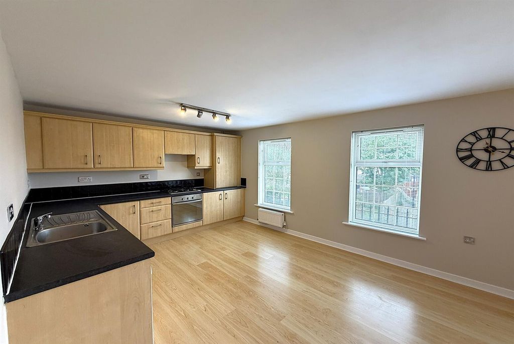 Property photo 3 of 11 Kitchen 2nd.Jpg