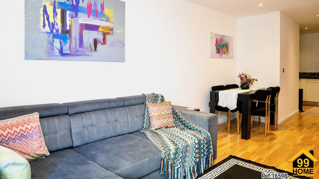 Property photo 3 of 34 Photo 2