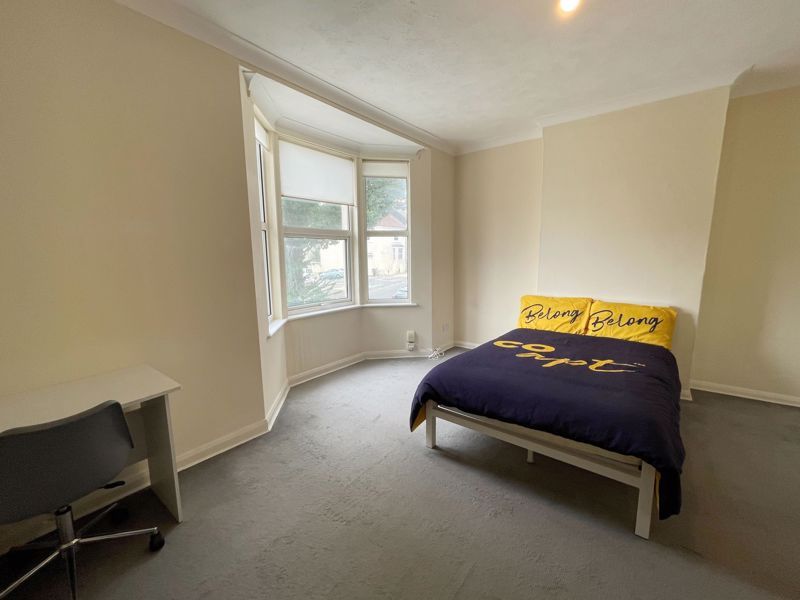 Property photo 3 of 7 Photo 12