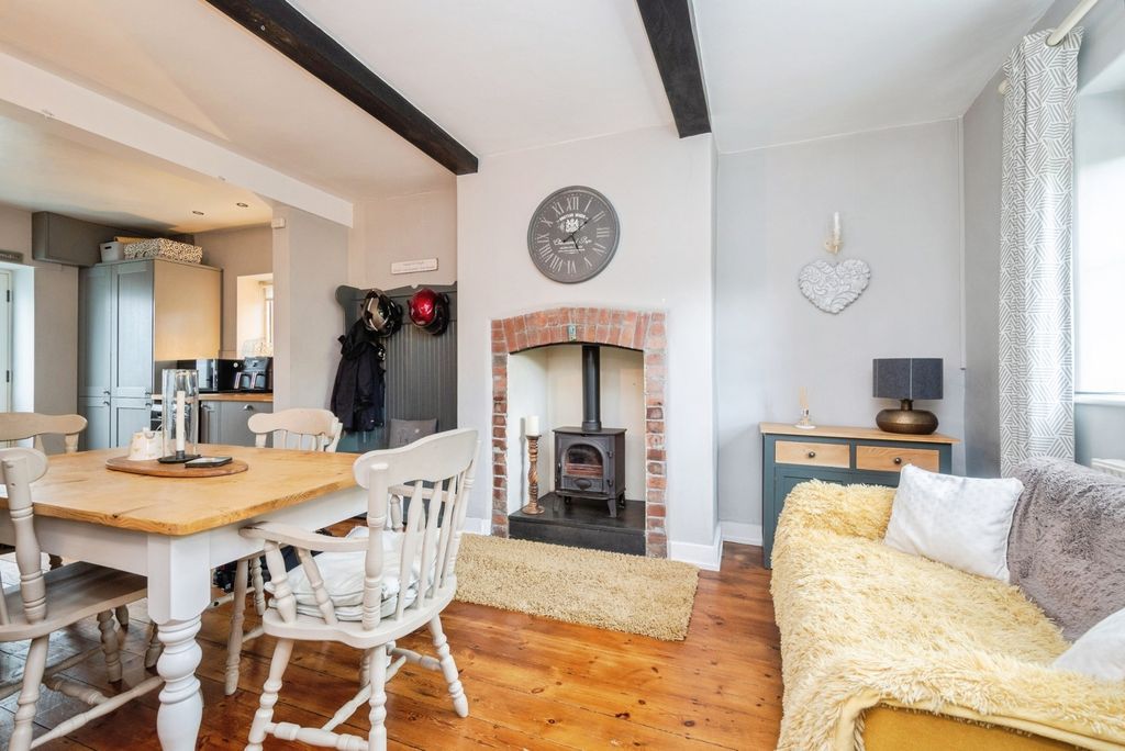 Property photo 3 of 38 Pbox-Img.Jpg