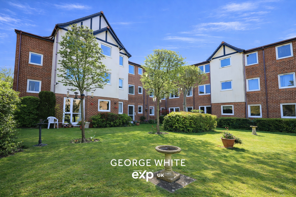 Property photo 2 of 20