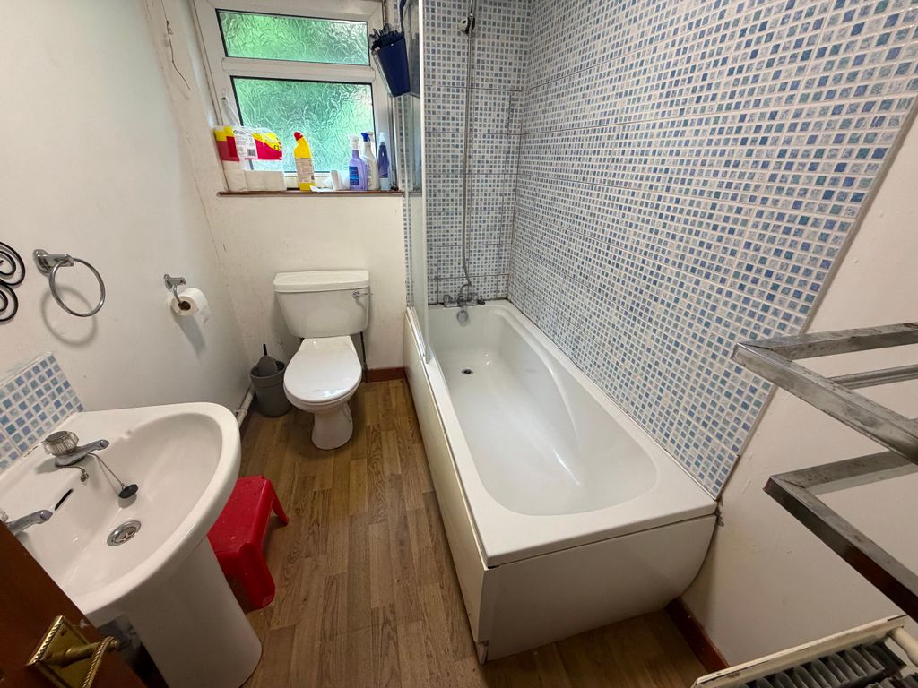 Property photo 2 of 2