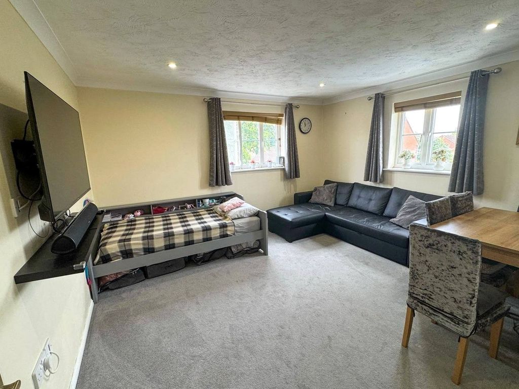 Property photo 2 of 10 Picture No. 08