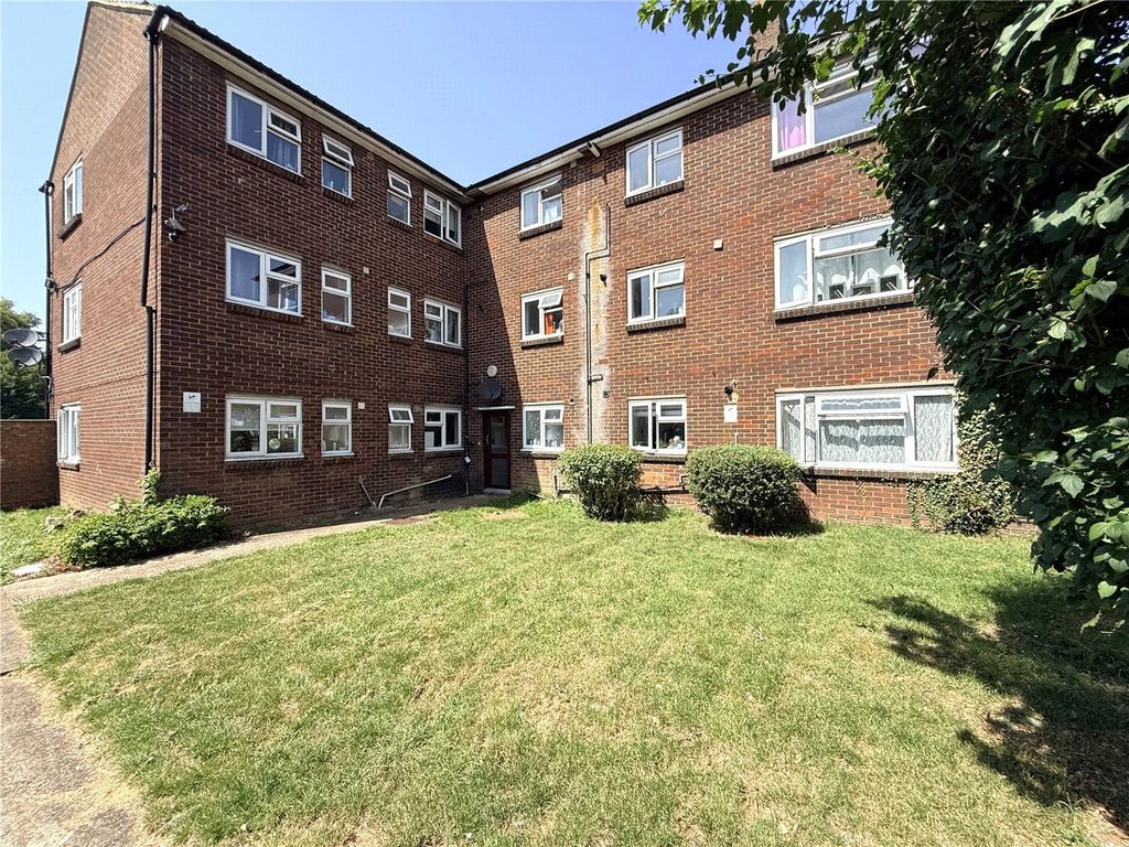Property photo 1 of 8 1