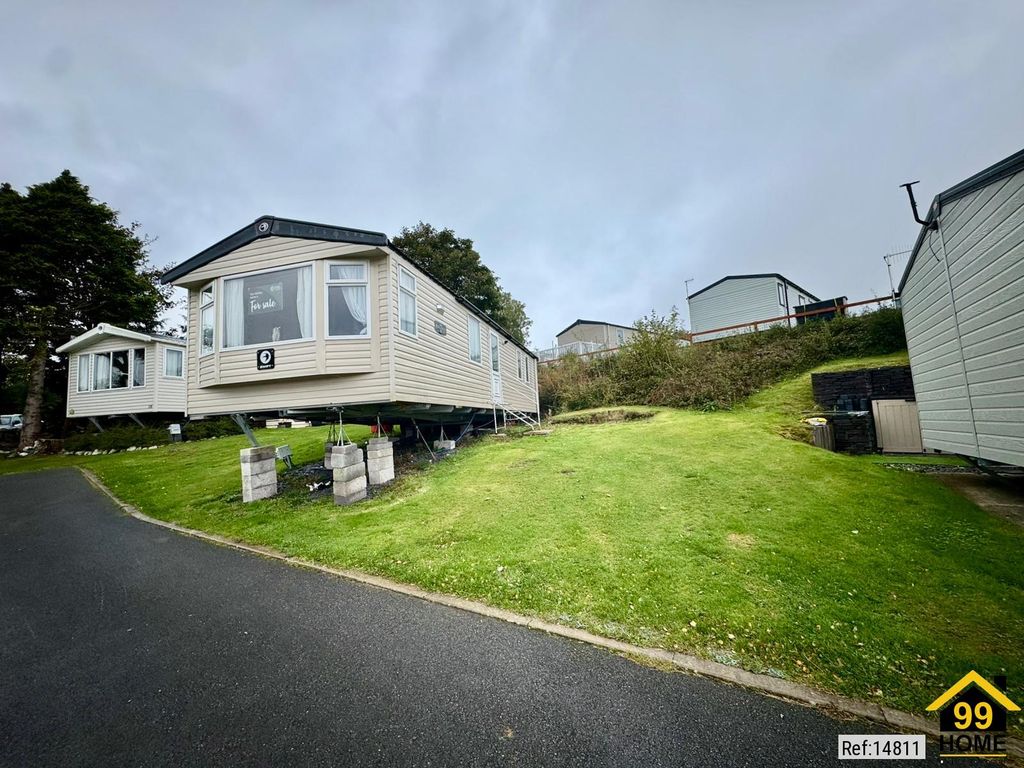 Property photo 1 of 11 Photo 0