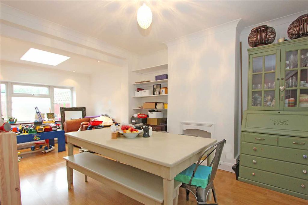 Property photo 3 of 9 Dining Room