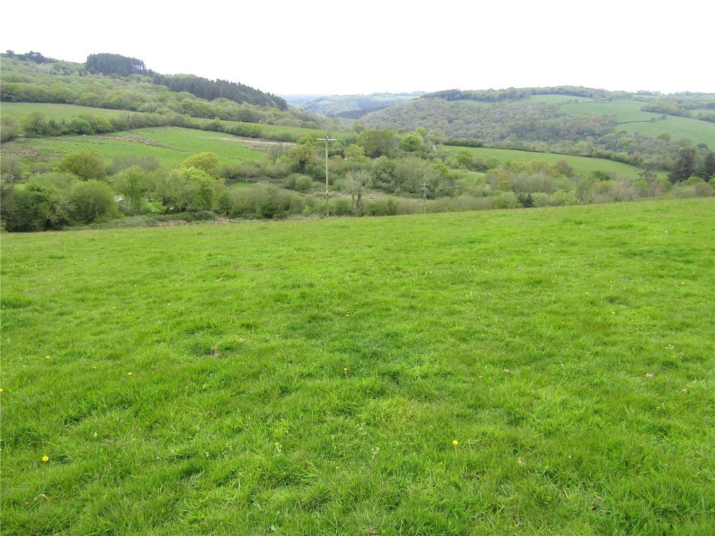 Property photo 2 of 5 Picture No. 01