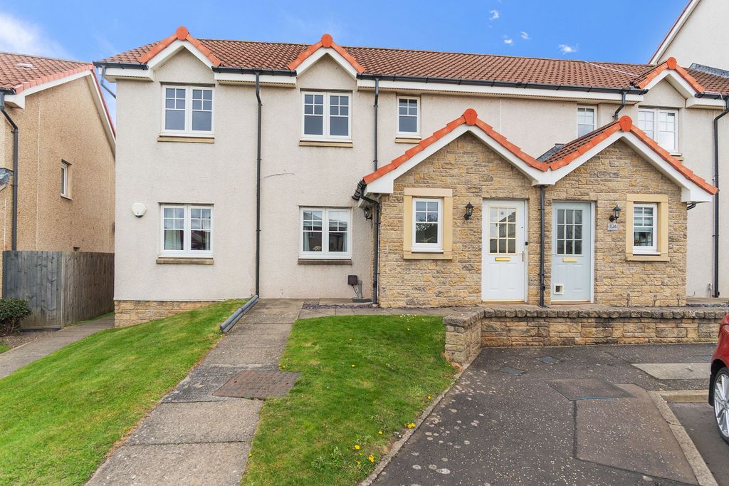 Property photo 1 of 25