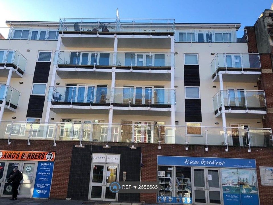 Property photo 1 of 17