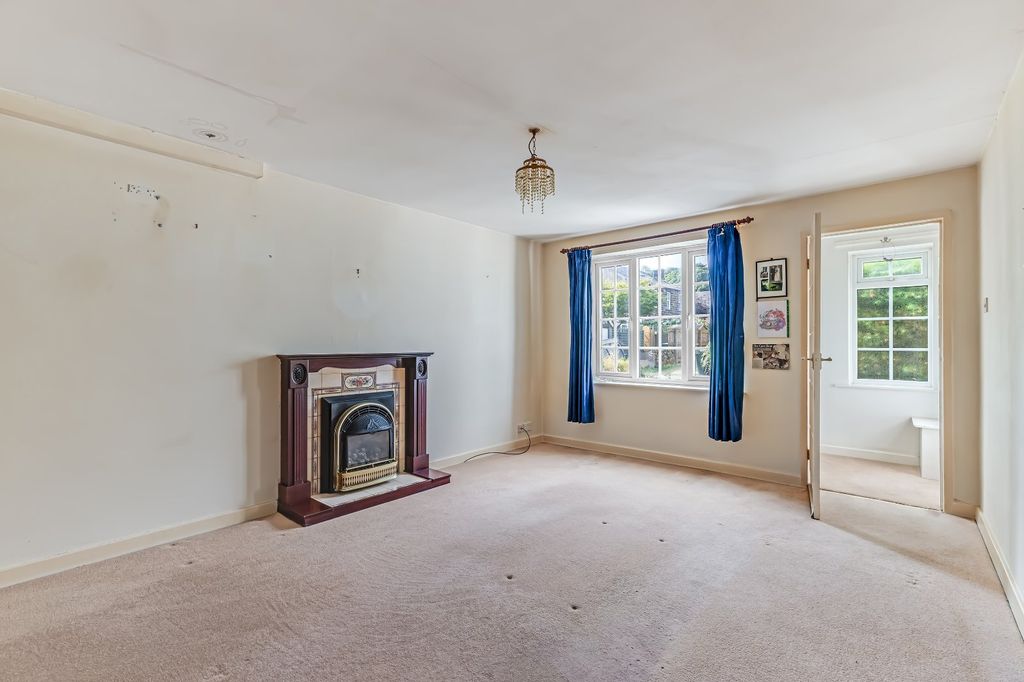 Property photo 3 of 14 Picture 3