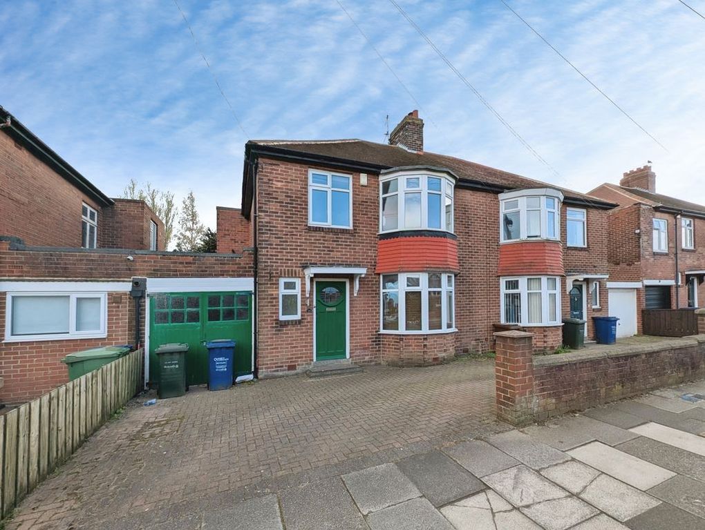 Property photo 1 of 14 Photo 6