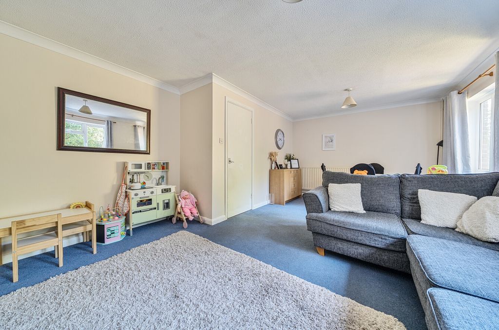 Property photo 3 of 12 1442138-2-69Ef2A5...