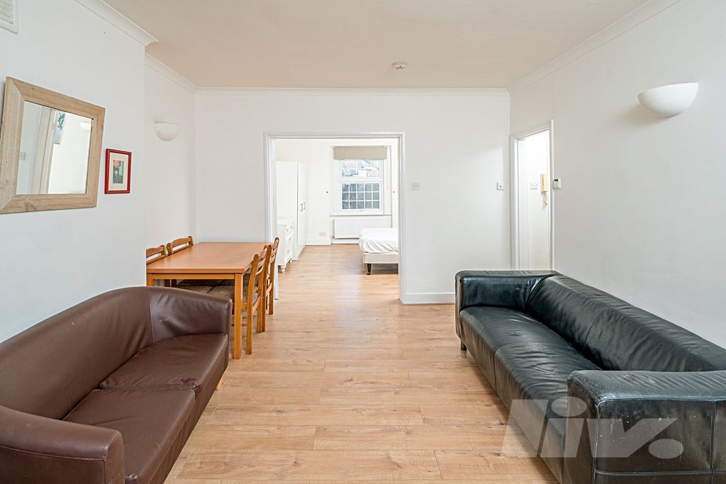 Property photo 2 of 13 Photo 5