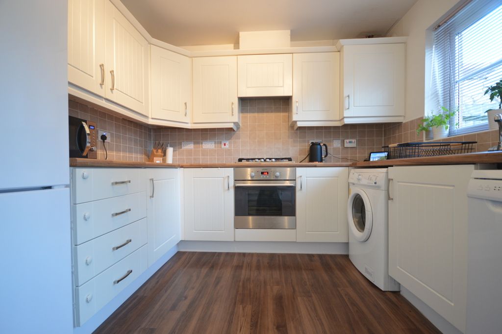 Property photo 3 of 12 3