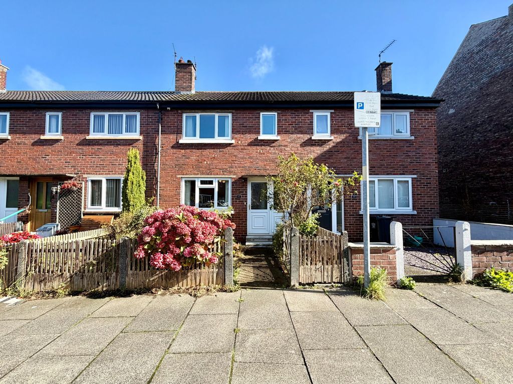 Property photo 1 of 22