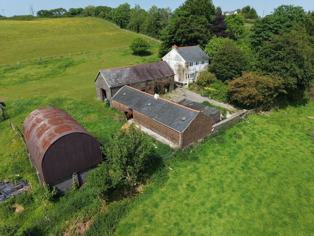 Property photo 3 of 41