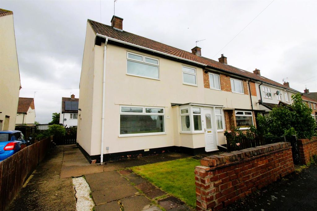Property photo 1 of 12 Front.Jpg
