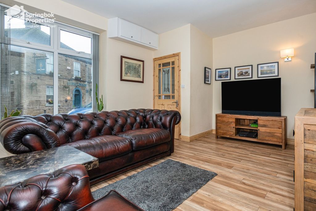 Property photo 3 of 16 Image 2