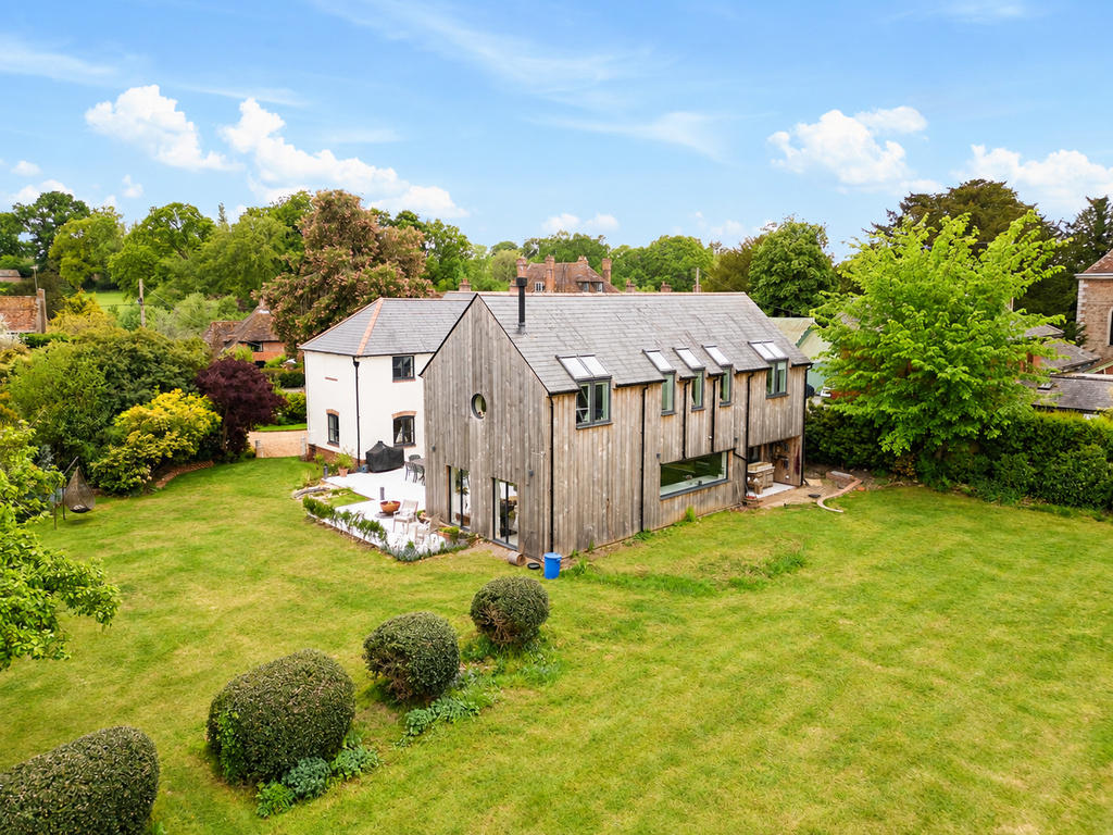 Property photo 2 of 47